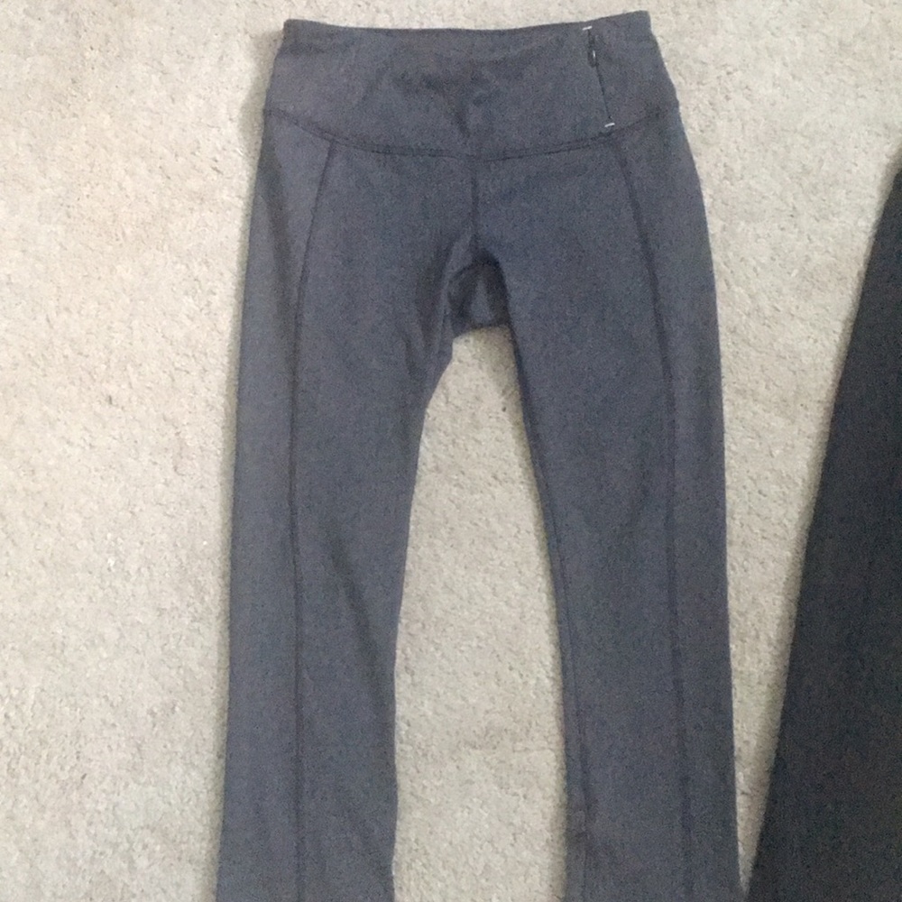 CALIA by Carrie Underwood Crop Leggings